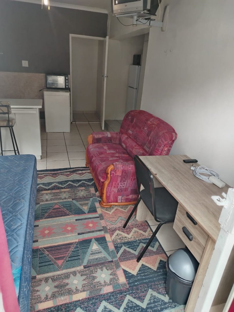 11 Bedroom Property for Sale in Park West Free State